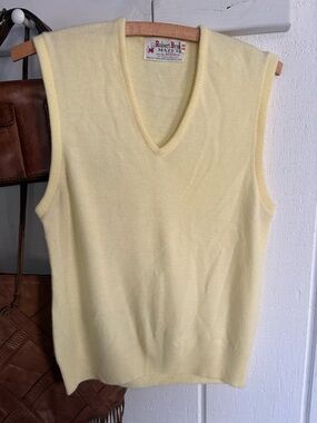 Robert Bruce Mazet Lemon Yellow Cashmere V-Neck Sweater Vest Vintage 40s-60s